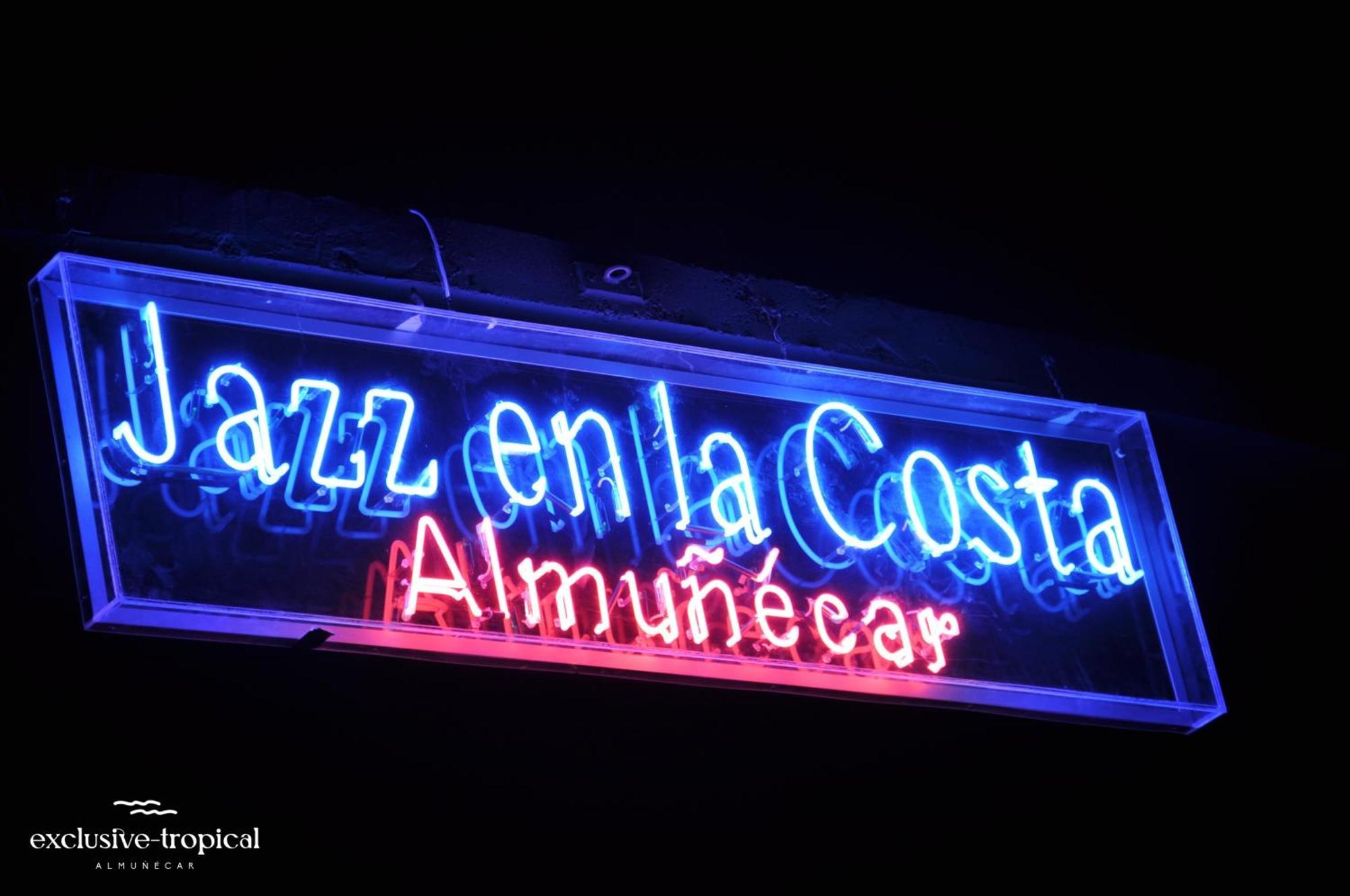 Los Cipreses - Casa Ola Almuñécar Exteriör bild